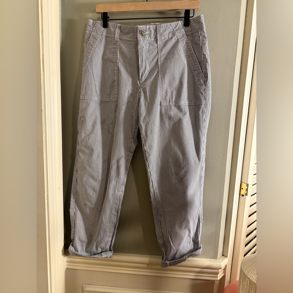 GAP Blue and White Girlfriend Khaki Relaxed Fit
